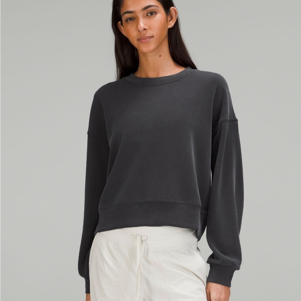 lululemon athletica Softstreme Perfectly Oversized Cropped Crew